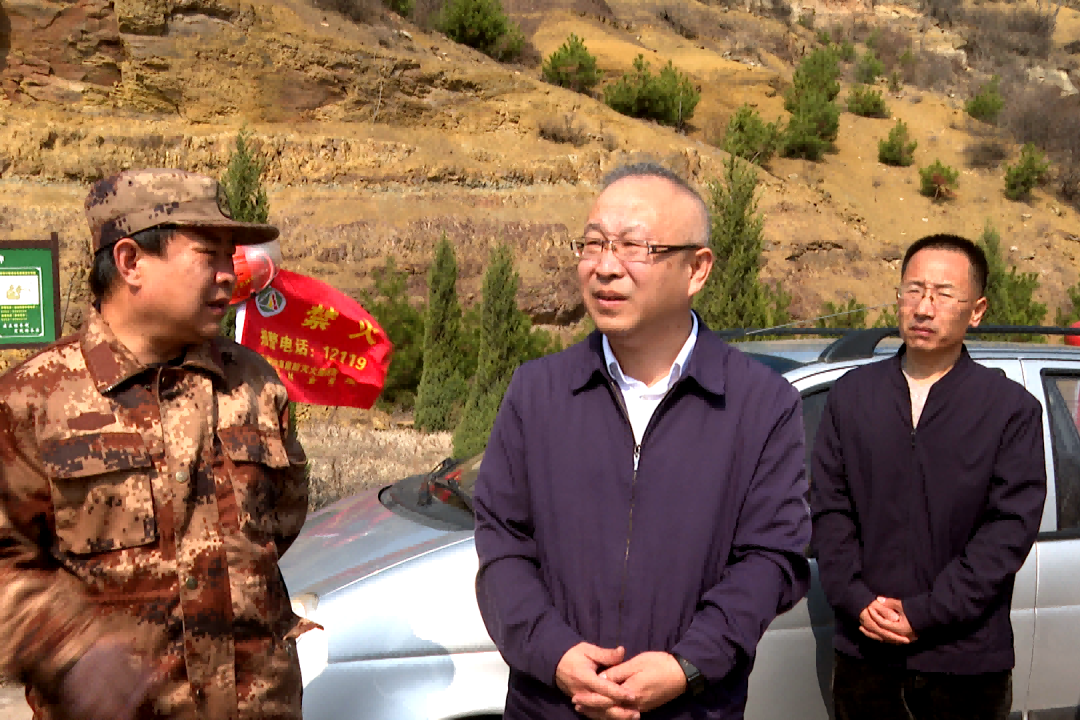 王拥国督导检查森林防火工作_山西盂县人民政府